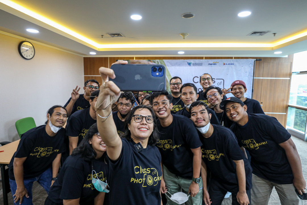Bisnis Indonesia Group memiliki sejumlah produk digital, salah satunya yaitu Hypeabis.id yang menyediakan beragam informasi komunitas dan&nbsp; gaya hidup seperti kuliner, perjalanan, hobi, kesehatan, desain, arsitektur, seni, dan fotografi.