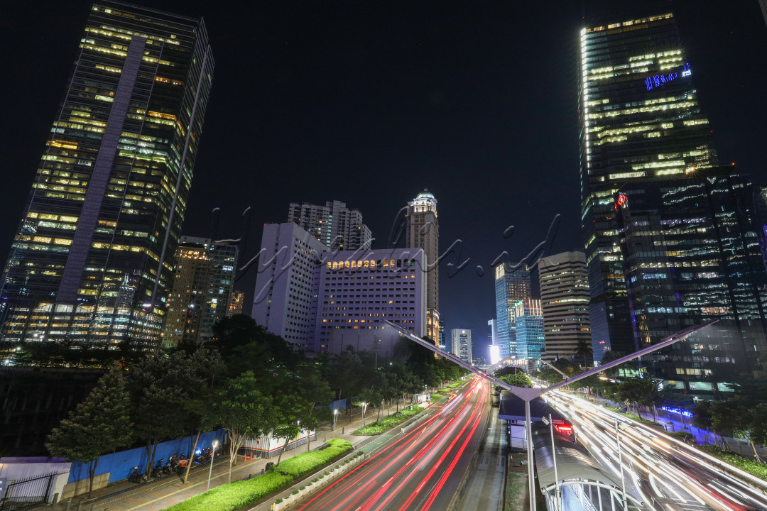 Seiring bertambahnya jumlah bangunan bertingkat di Jakarta, banyak foto keindahan jajaran bangunan bertingkat yang bisa diabadikan.