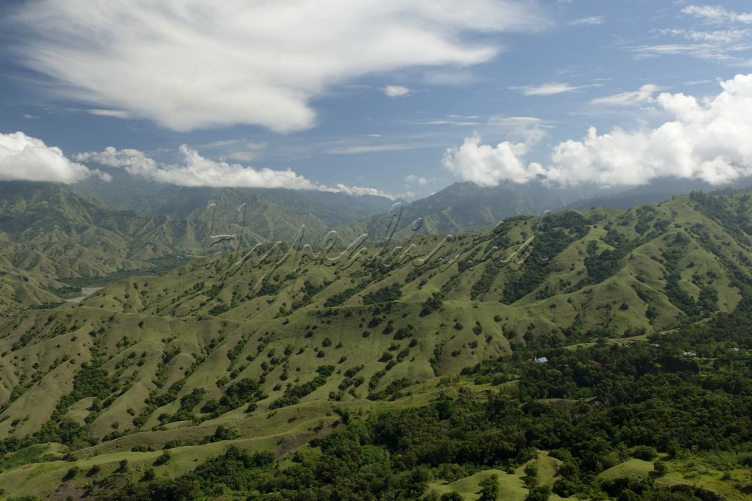 Keindahan panorama pemandangan dari tebing romantis yang ada di Tana Toraja, Sulawesi Selatan