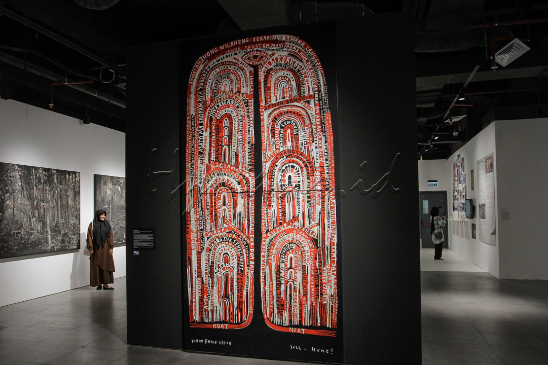 Beberapa seniman yang ikut berpartisipasi dalam pameran ini di antaranya&nbsp;Angki Purbandono, Arhmaiani, Ari Bayuaji, serta Heri Dono.