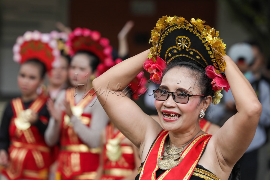 Tari tersebut merupakan ciptaan dari seorang maestro tari Indonesa, Bagong Kussudiardja.