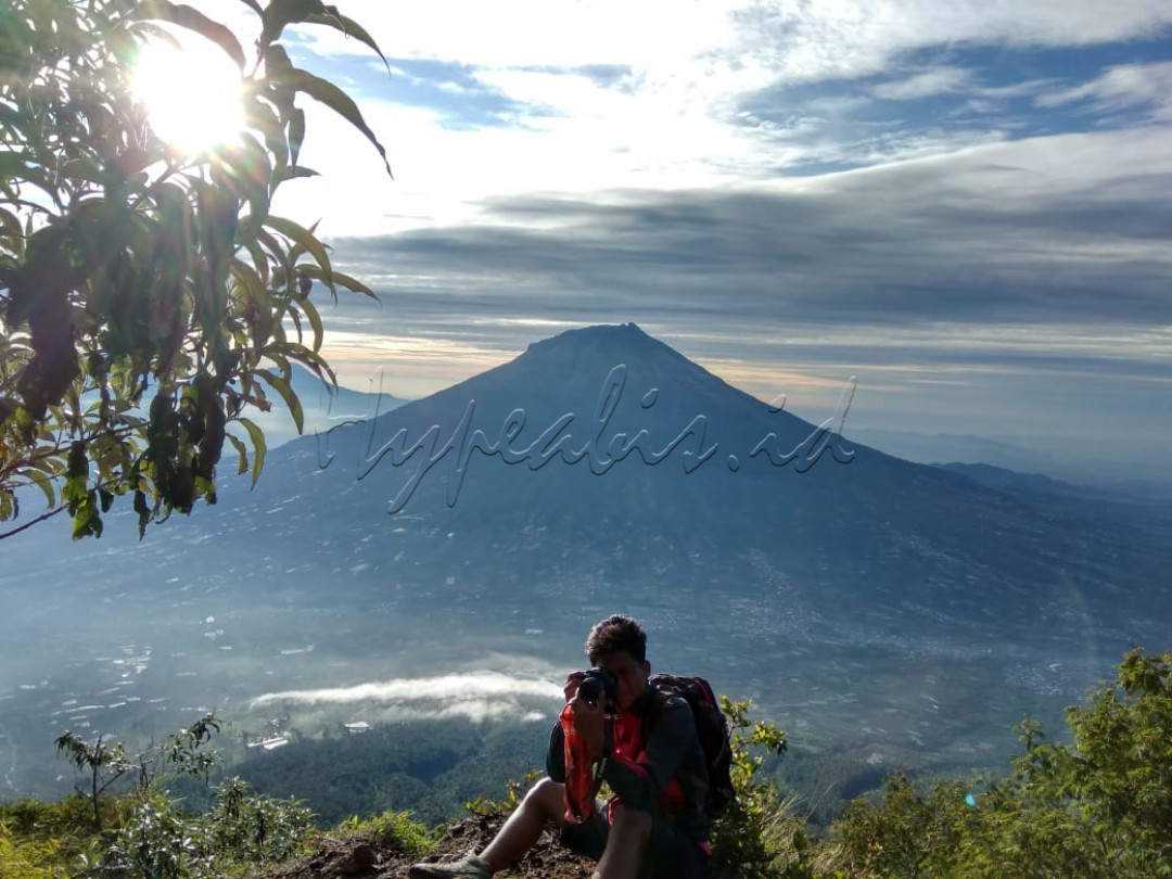Pendakian gunung sindoro, view gunung sumbing