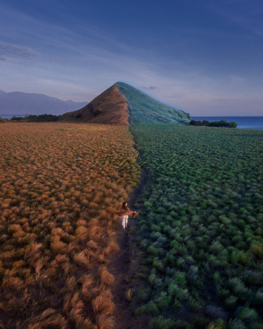 [PARIWISATA INDONESIA ]<br />
<br />
Indonesia memiliki destinasi wisata yang lengkap untuk sekedar healing maupun liburan, mulai dari gunung, laut hingga rekreasi kota.<br />
<br />
Alam merupakan salah satu anugerah terindah yang diciptakan oleh Tuhan. Mulai dari gunung, pantai, hutan, gurun, hingga danau pun tampak begitu elok di mata manusia. Tak hanya tempat-tempat tersebut, objek di sekitar kita seperti tanah, air, pepohonan, hingga binatang juga termasuk ke dalam&nbsp;alam.<br />
<br />
Manusia hidup berdampingan dengan alam. Dengan menjaga alam, kamu berkontribusi memberikan warisan tak ternilai bagi generasi mendatang. Dengan menjaga alam, manusia dapat menikmati keindahannya sekaligus mendapat banyak pelajaran dari alam semesta.<br />
<br />
Ikuti lomba foto NUSANTARA SAKTI&nbsp;<br />
<br />
#lombafotobisnisindonesia<br />
#hypeabisid<br />
#bisnisindonesiafoto