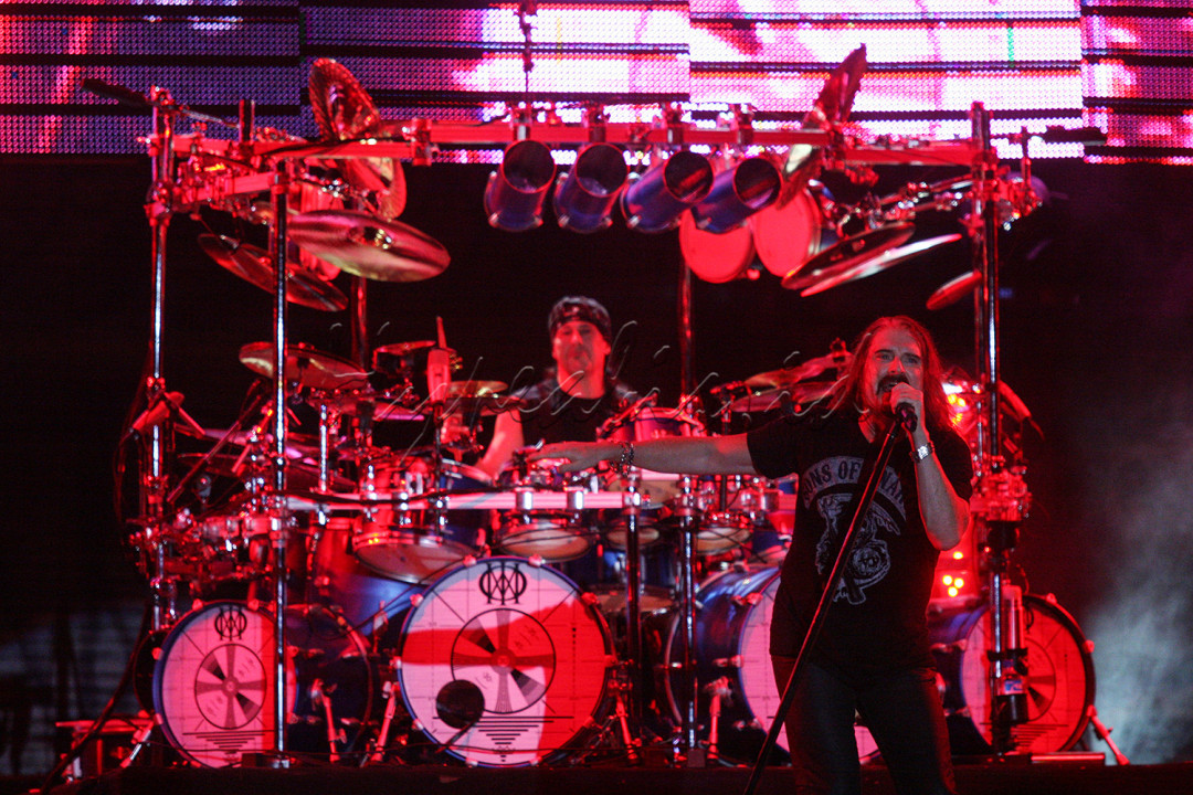 <br />
Saat ini Personil Dream Theater adalah John Petrucci (gitar), Mike Mangani (drum), John Myung (bass), James Labrie (vokal), dan Jordan Rudess (keyboard).
