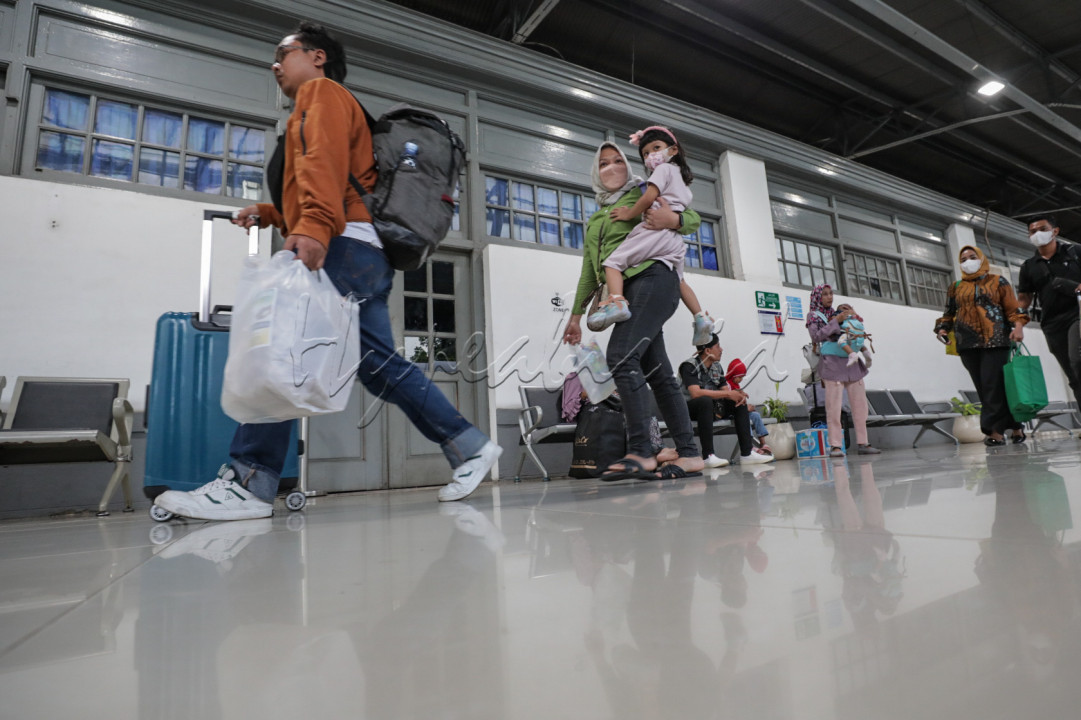 PT Kereta Api Indonesia (KAI) Daerah Operasional (Daop) 1 Jakarta mencatat sebanyak 43.500 penumpang tiba di Jakarta pada periode arus balik mudik Lebaran 1444 H.