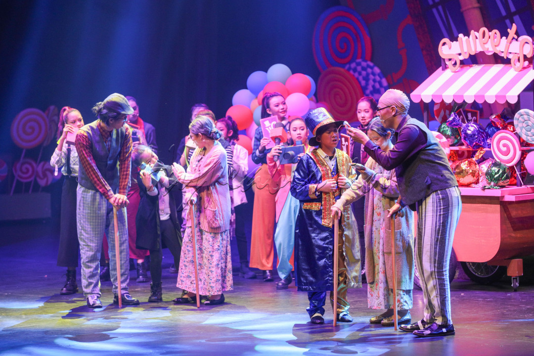 <font style="vertical-align: inherit;"><font style="vertical-align: inherit;">Ciputra Artpreneur berkolaborasi dengan HI Jakarta Production (HJP) menggelar drama musikal Junior Musical Wonderland, The Chocolate Factory yang terinspirasi dari film Charlie The Chocolate Factory.</font></font>