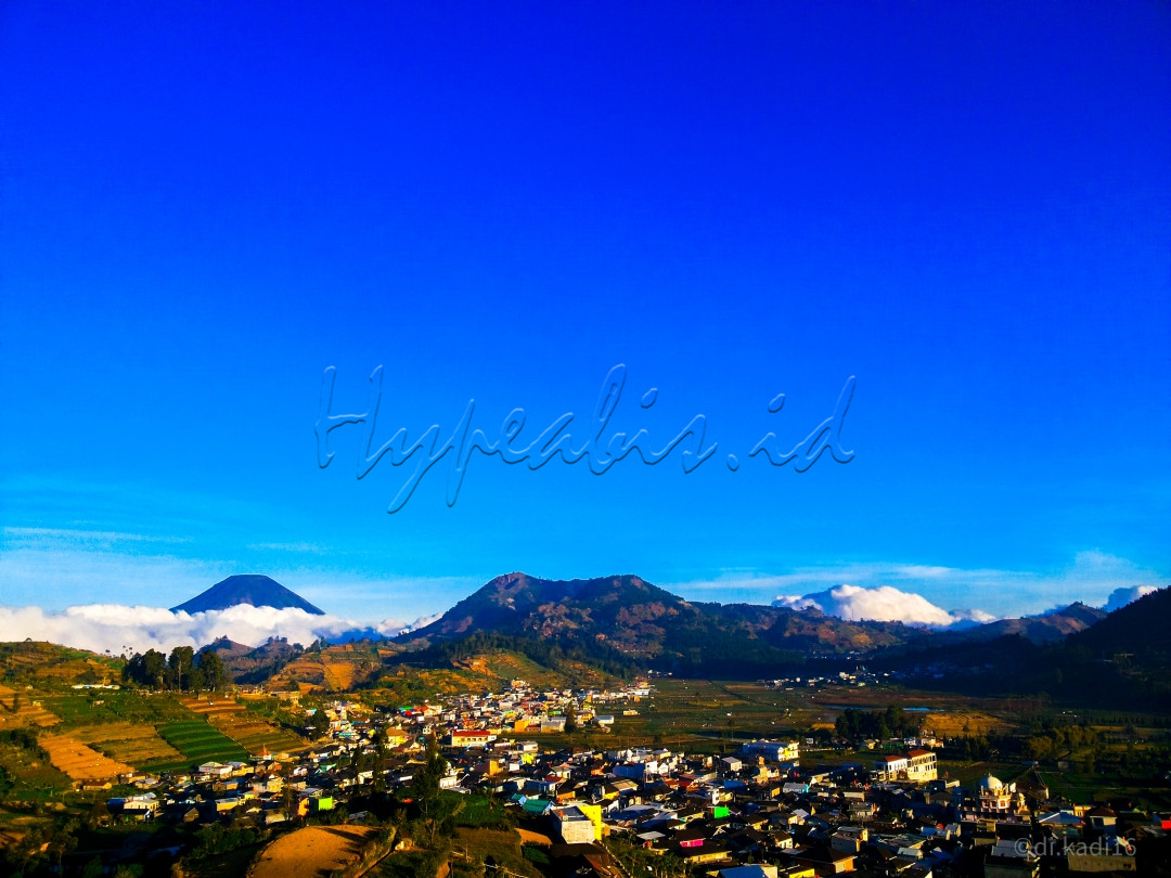 Dieng adalah sebuah desa di kecamatan kejajar, Kabupaten Wonosobo, Provinsi Jawa Tengah, Indonesia. Desa Dieng berjarak sekira 9 km dari ibu kota kecamatan atau 26 Km dari ibu kota Kabupaten Wonosobo. Desa ini terbagi menjadi 8 RT, 2 RW dan 2 Dusun. Seluruh wilayah desa ini berada di Kawasan Dataran Tinggi