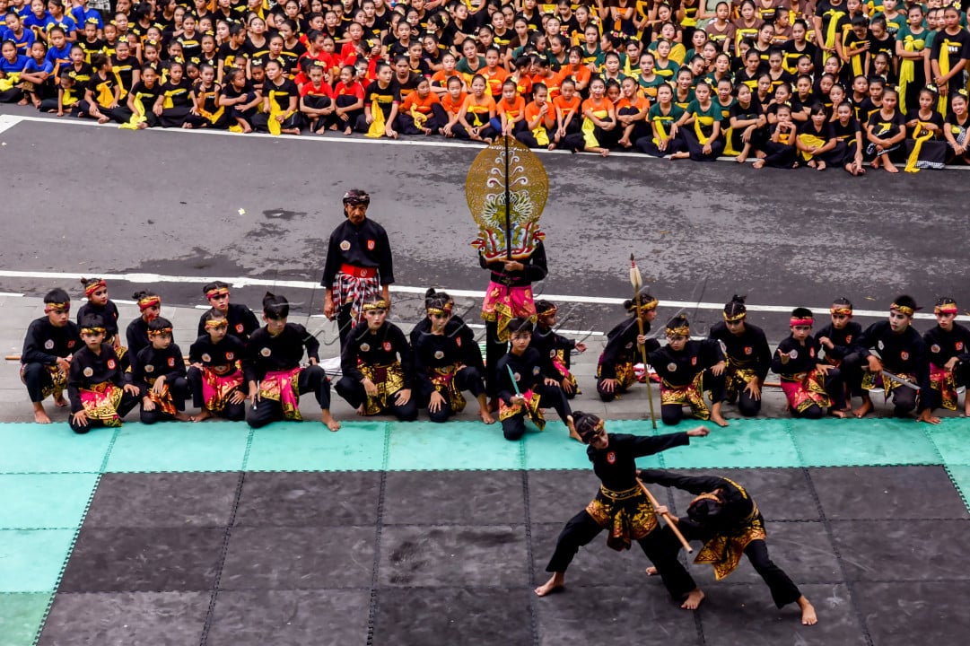 Pencak silat adalah suatu&nbsp;seni bela diri&nbsp;tradisional yang berasal dari&nbsp;indonesia,Seni bela diri ini secara luas dikenal di Indonesia