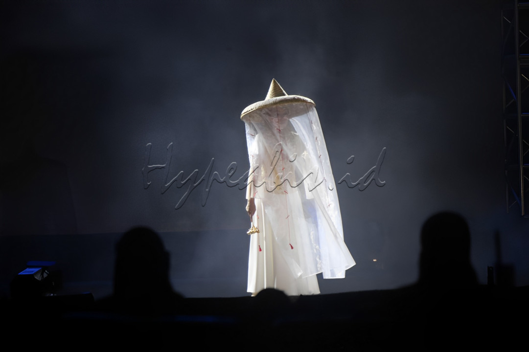 Solo International Performing Arts&nbsp;(SIPA) adalah sebuah&nbsp;event&nbsp;pagelaran mahakarya seni pertunjukan berskala internasional yang diselenggarakan di Kota Solo. Pada Tahun Ini Pagelaran Solo Internasional Performing Art Yang Ke 15.<br />
Event Ini Di Ikuti Seniman Domestik Maupun Manca Negara.<br />
Foto Di Atas Adalah Salah Satu Penampilan Yuuka Koyama Asal Jepang , Yang Menampilkan Tarian Khas Jepang.