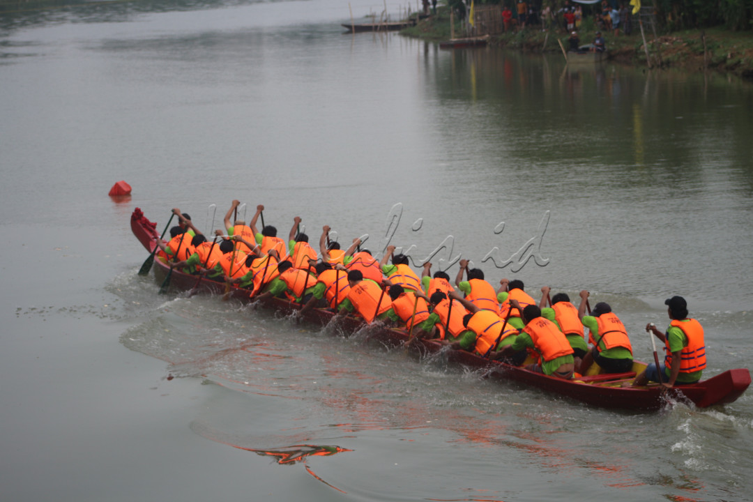 Festival Perahu Naga Peh Cun Tangerang 2023 berlangsung di kawasan Sungai Cisadane