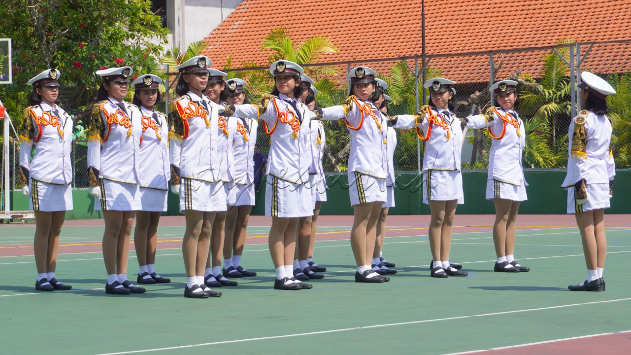 Foto ini di ambil pada 22 Oktober 2023. Foto ini di ambil pada saat dilaksanakannya lomba lomba LKBB PPI KOTA DENPASAR 2023, terlihat pasukan dari sebuah sekolah begitu antusias dan begitu menjunjung tinggi rasa solidaritas dalam diri masing - masing pasukan