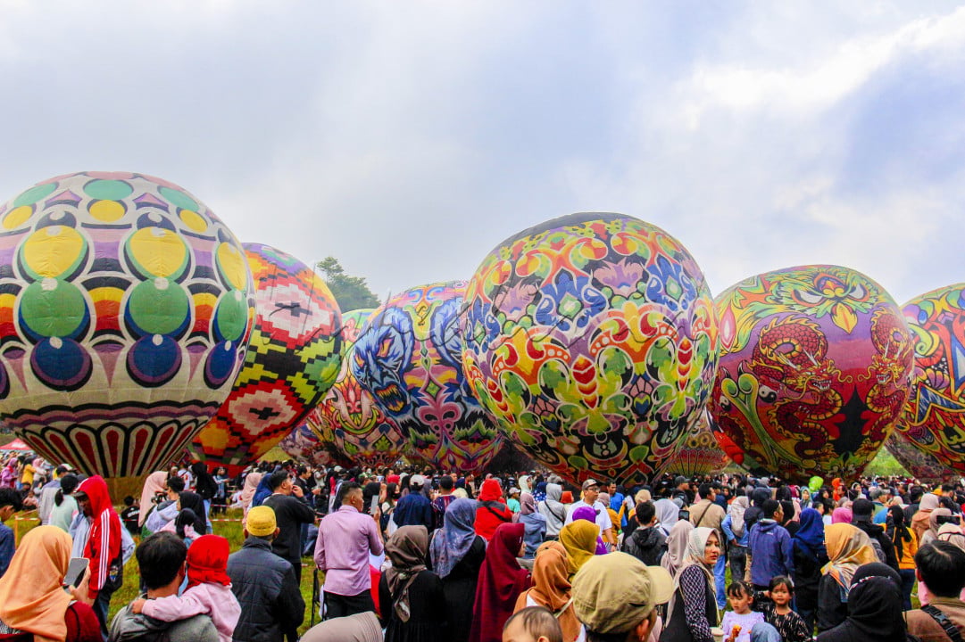 Festival balon udara Wonosobo, menjadi tradisi unik yang sangat dinantikan masyarakat setempat dan luar kota. Festival budaya yang mendatangkan keuntungan bagi peningkatan ekonomi masyarakat setempat saat acara diselenggarakan. Festival balon udara ini menjadi potensi wisata yang sangat baik untuk masyarakat dan pemerintah setempat untuk kedepannya.