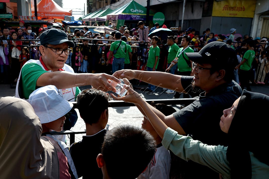Peduli bukan apa yang diberikan, melainkan niat untuk menolong
