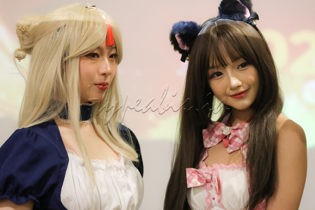 Demam Cosplay di Indonesia semakin hari kian merebak. Budaya bergaya dan berdandan ala tokoh anime ataupun barbie ini umumnya digandrungi generasi muda.
