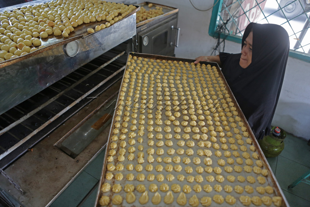 Permintaan kue sus kering ini tidak hanya datang dari Kota Medan saja tetapi juga datang dari luar kota seperti Kota Binjai dan Kabupaten Labuhanbatu, Sumatra Utara.<br />
<br />
Editor : Yayus Yuswoprihanto&nbsp;