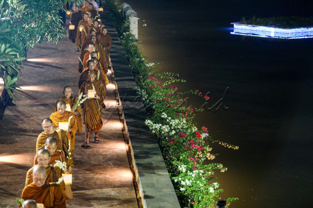<div>Thudong merupakan perjalanan spiritual atau religi untuk mengikuti jejak Buddha pada zaman kehidupannya, ketika belum ada transportasi atau wihara.</div>

<div><br />
&nbsp;</div>