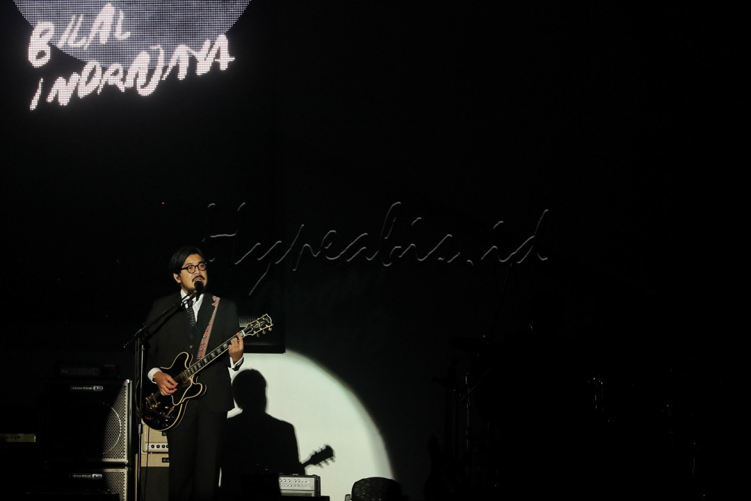 Bilal Indrajaya adalah salah satu penyanyi solo di Tanah Air yang populer dengan single Biar dan Ruang Kecil. Pada panggung musik jaz tersebut Bilal membawakan sejumlah lagu hitsnya seperti Nelangsa dan Niscaya.<br />
<br />
&nbsp;