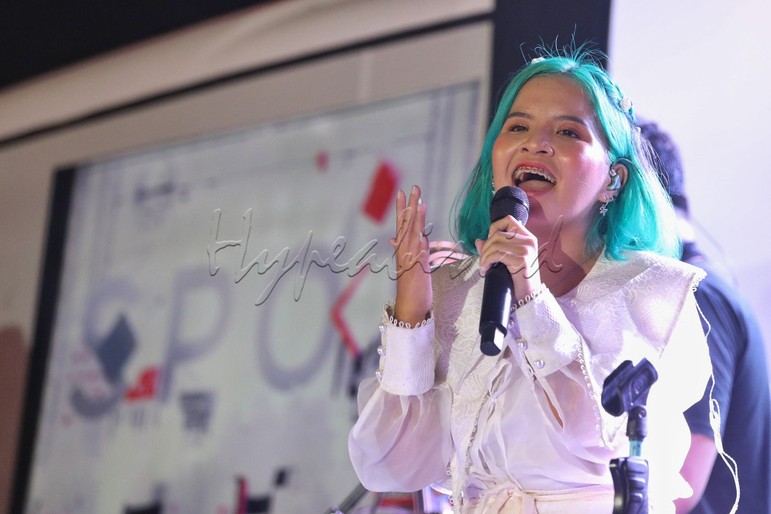 Penyanyi Idgitaf tampil dalam BNI Java Jazz Festival 2024 di JIExpo Kemayoran, Jakarta, Sabtu (25/5/2024).&nbsp;Idgitaf&nbsp;membawakan sejumlah lagu hitsnya seperti Takut, Mulai dan Mengudara.