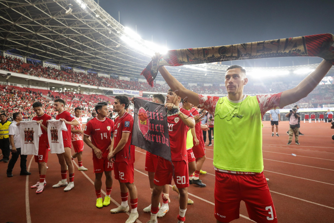 Sebagai bentuk apresiasi, para pemain Timnas pun menyapa penonton untuk mengucapkan terima kasih.<br />
<br />
Editor : Yayus Yuswoprihanto