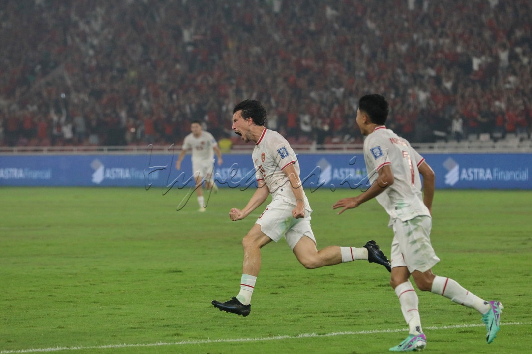 Pesepak bola Timnas Indonesia Thom Jan Haye meluapkan kegembiraan seusai membobol gawang Timnas Filipina dalam laga lanjutan Grup F Kualifikasi Piala Dunia 2026 Zona Asia di Stadion Utama Gelora Bung Karno (SUGBK), Senayan, Jakarta, Selasa (11/6/2024).<br />
<br />
&nbsp;