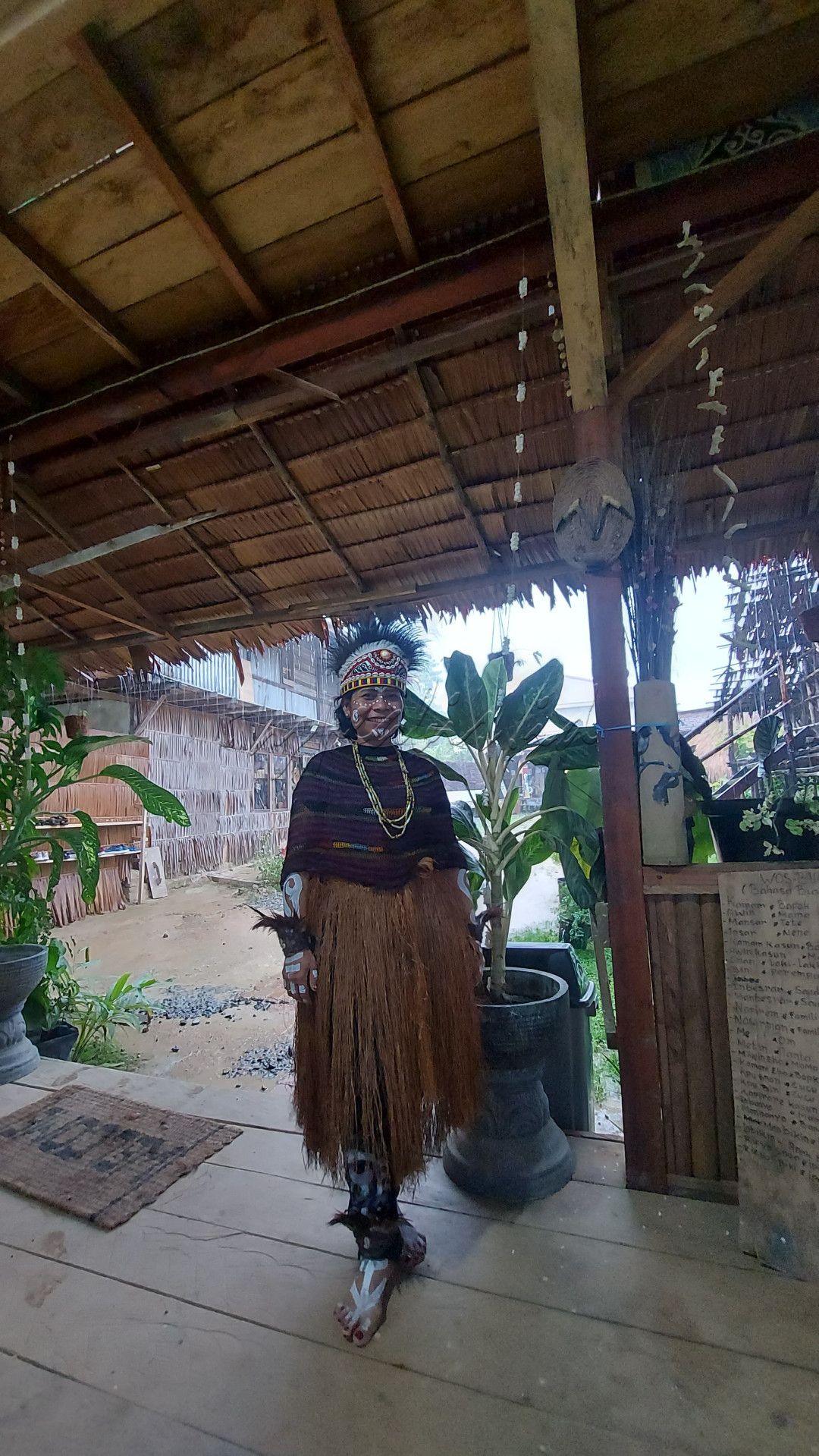 Apapun sukuku saat ini tetap Indonesia.