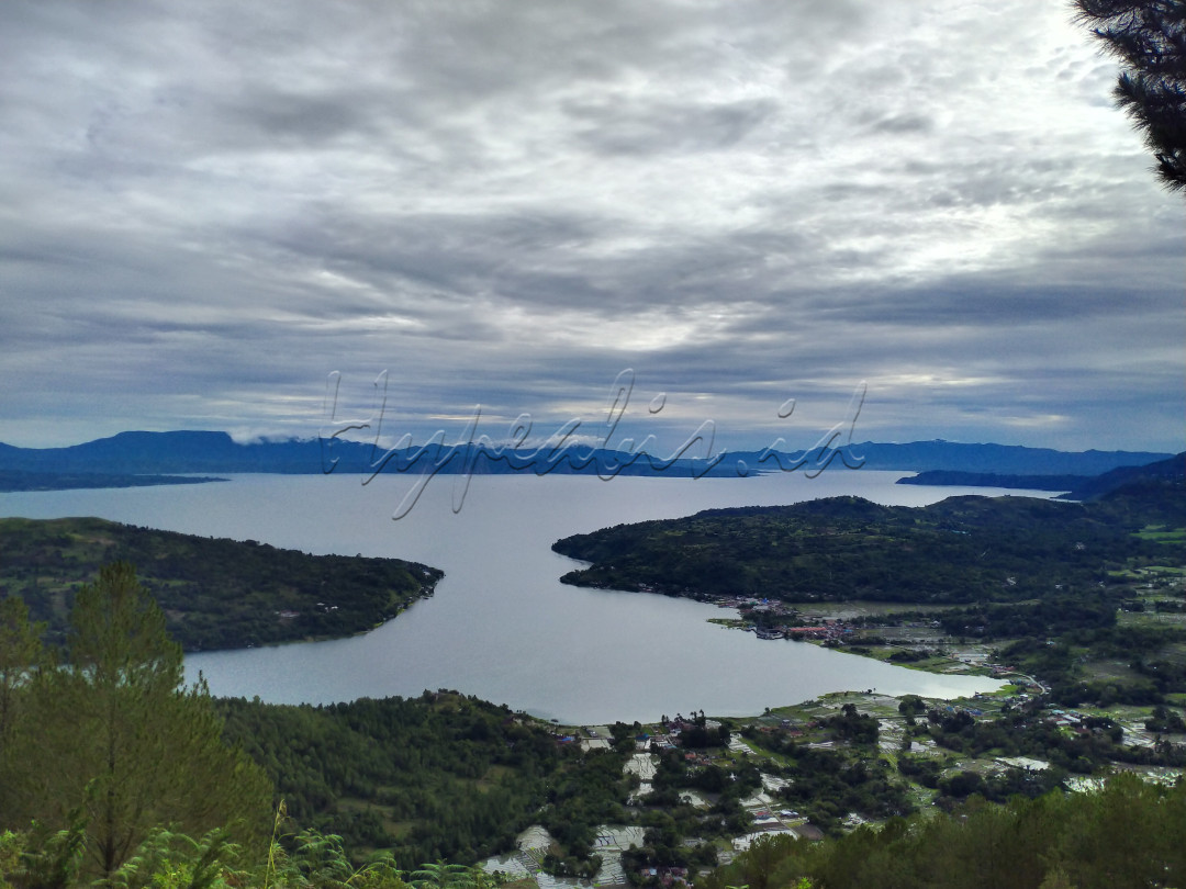 Danau Toba Indonesia sangat indah