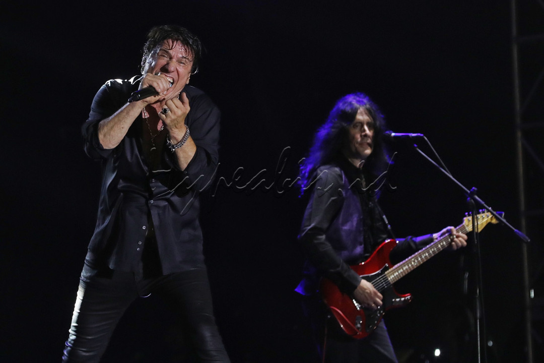 Vokal Miljenko Matijevic tetap merdu dan garang, meski energinya tidak seperti dulu.&nbsp;Dalam penampilannya, Steelheart fokus dengan lagu-lagu mereka yang bernuansa 90an. Saat ini Steelheart beranggotakan Miljenko Matijevic (vokal), James Ward (bas), Mike Humbert (drum) serta Joe Pessia (gitar).<br />
<br />
Editor : Nurul Hidayat<br />
&nbsp;