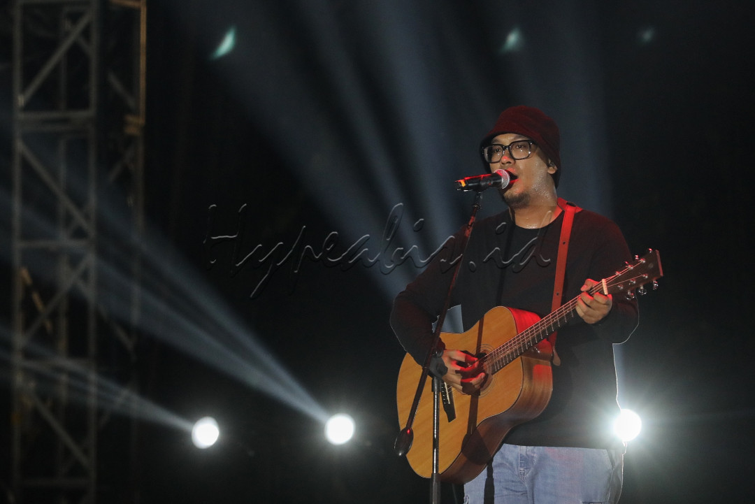 Lagu-lagu lama Rumahsakit seperti Pop Kinetik, Hilang, Kuning, dan album lainnya seperti tak lekang oleh zaman. Pendengar mereka pun beregenerasi, satu di antara buktinya adalah album +imeless termasuk dalam 20 Album Indonesia Terbaik 2015 versi Rolling Stone Indonesia.&nbsp;<br />
<br />
Editor : Yayus Yuswoprihanto<br />
<br />
&nbsp;
