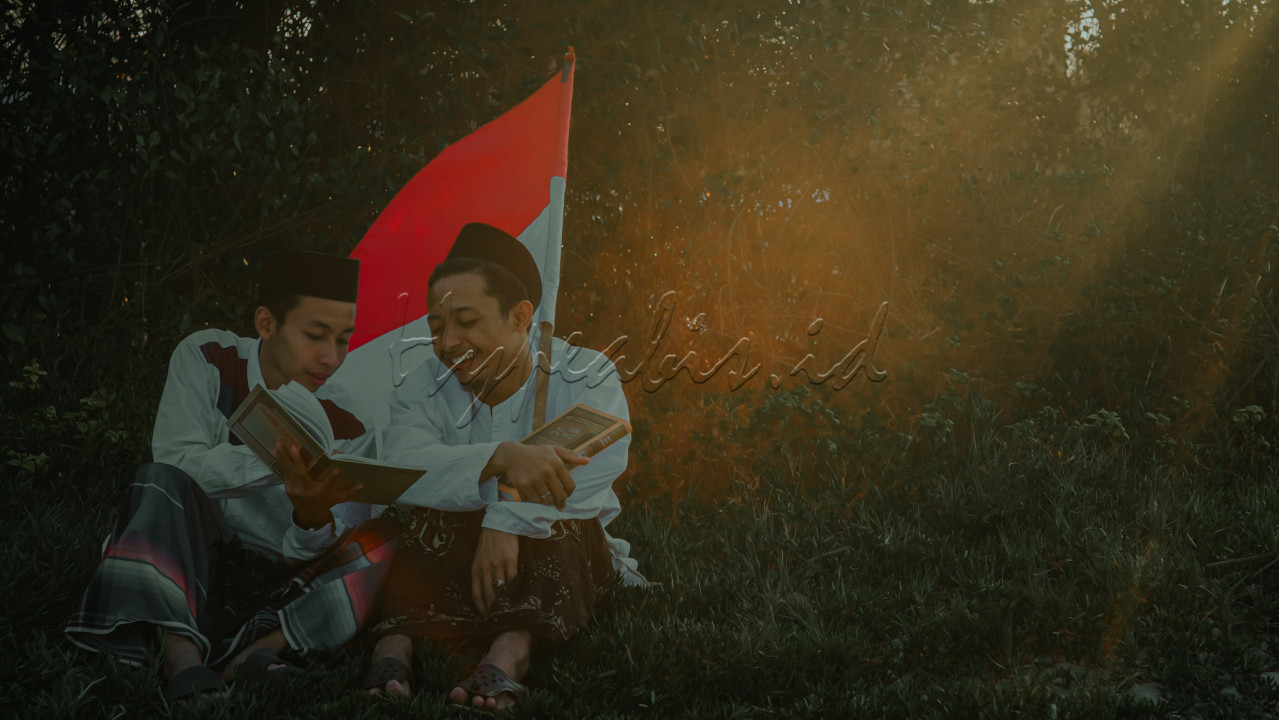 Perjuangan pada zaman dahulu adalah dengan senjata, terus perjuangan kita itu bagaimana? Yaitu dengan bertholabul Ilmi, mencari ilmu, perang ideologi,&nbsp; kalau kita bersungguh sungguh dalam belajar pahala kita sama dengan pejuang pejuang terdahulu, semoga para pejuang kita terdahulu mendapatkan tempat di sisi Allah SWT&nbsp;