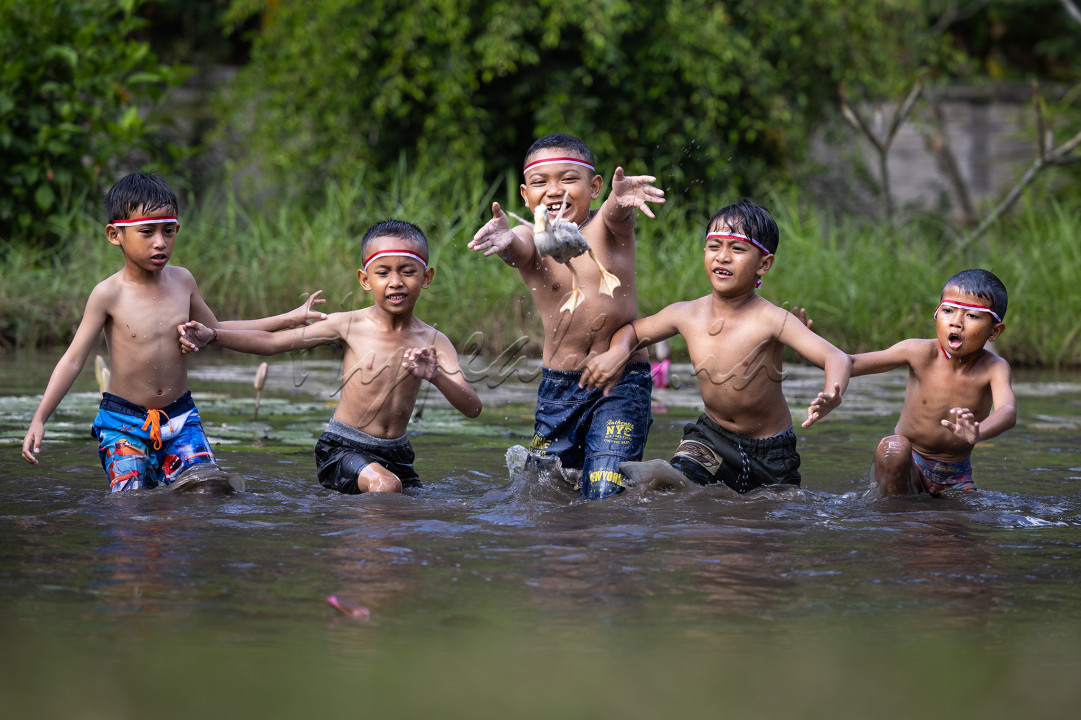 Wajah penuh semangat dan keceriaan anak-anak Indonesia merayakan kemerdekaan Indoneisa ke-79