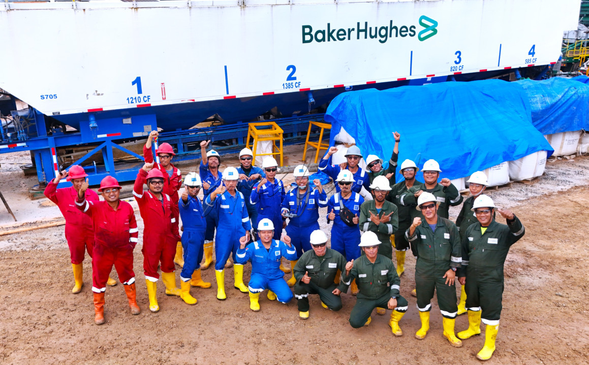 Pekerja dari Halliburton, BBS dan Baker kompak dan bahu membahu demi kesuksesan proyek sumur Pemboran Migas Gulam DET PHR WK Rokan