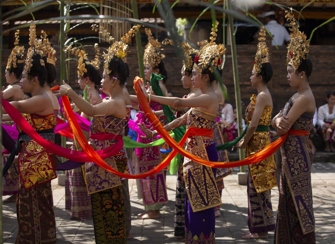 rejang dari desa Asak