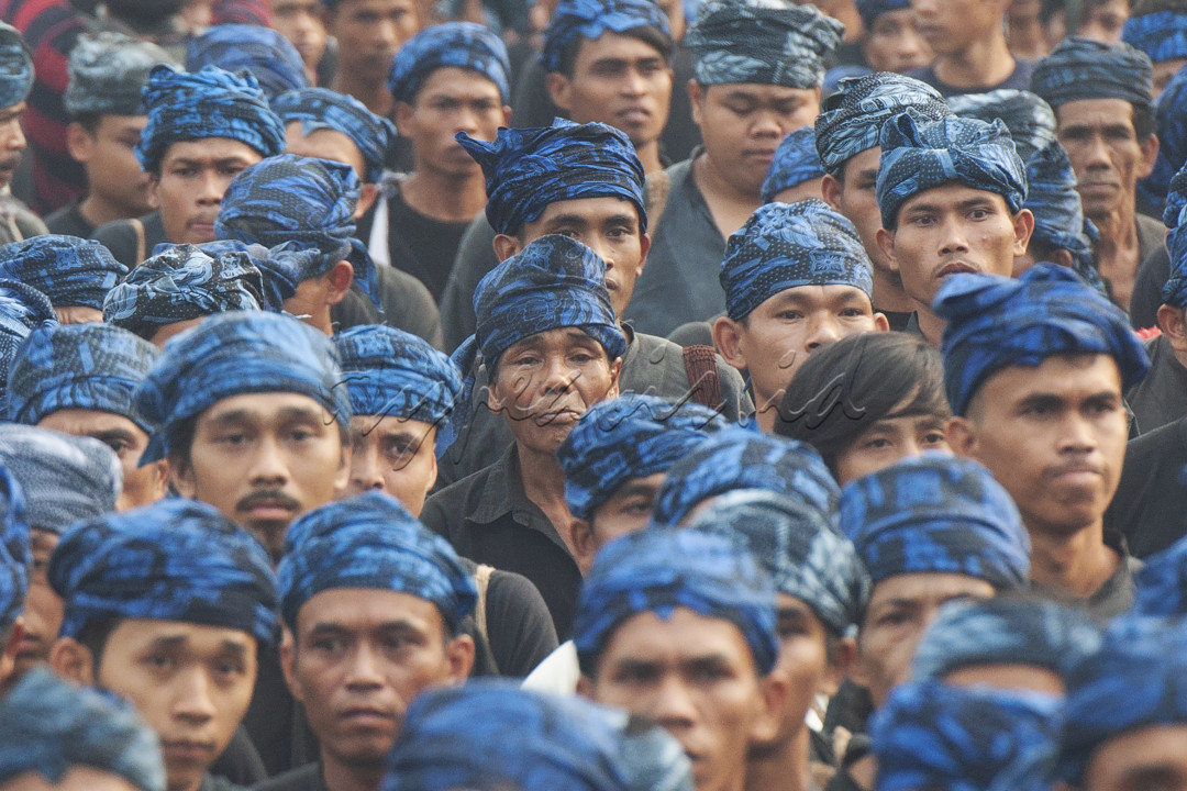 Seba (artinya persembahan) merupakan&nbsp;rangkaian upacara tradisi adat yang dilakukan setelah Kawalu dan Ngalaksa&nbsp;(melaksanakan puasa kawalu dan bersilaturahmi kepada kerabat dan tetangga dengan membawa hasil panen/membuat makanan Laksa).