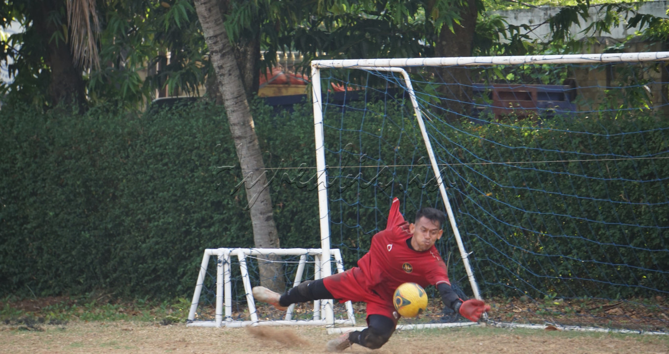 Latihan para pemain ini dapat menambah kemampuan&nbsp;dan pengalaman terutama saat bermain langsung dengan Joshua Kennedy dari Socceroos Australia yang pernah bermain di Piala Dunia FIFA 2006 dan 2010 di Jerman dan Afrika Selatan. Harapannya, para pemain dapat mengadopsi teknik-teknik yang dilakukan Joshua dan Gema.