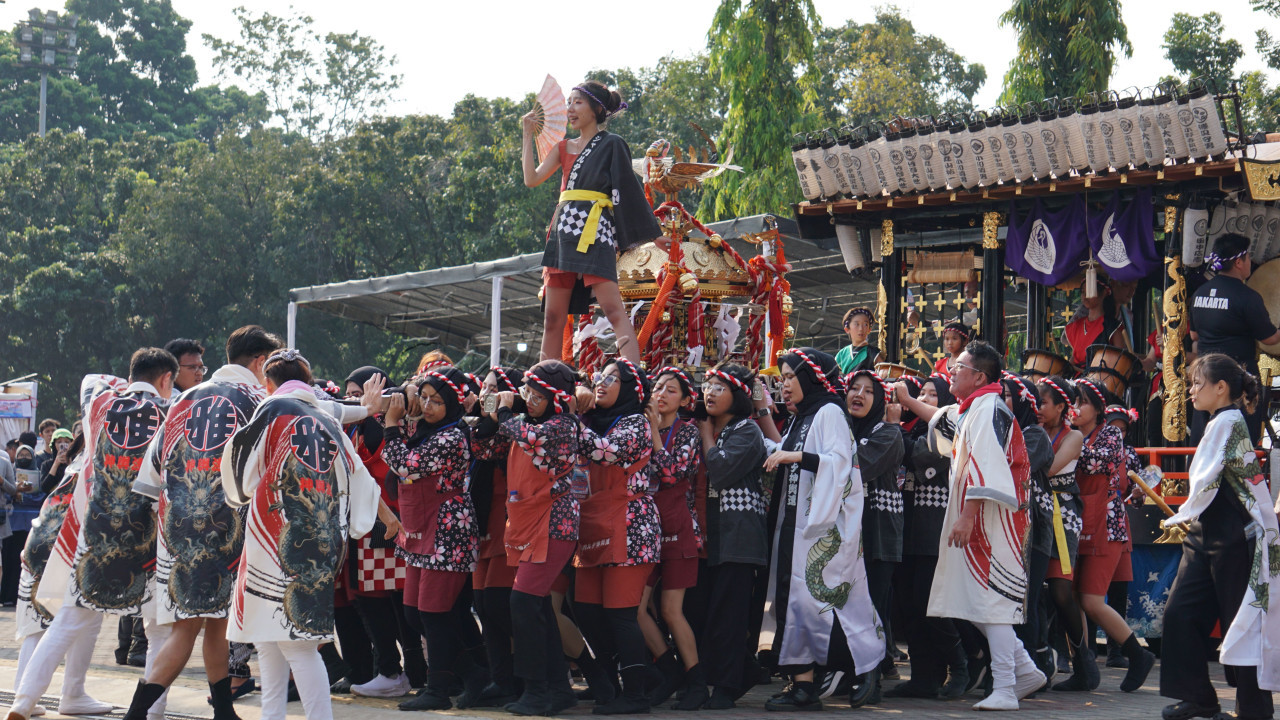 Jak-Japan Matsuri merupakan kegiatan tahunan yang memiliki tujuan untuk memperdalam pemahaman antara warga Jepang dan Indonesia.&nbsp;Tahun ini, Jak-Japan Matsuri mengusung tema Menjelajahi Jepang.