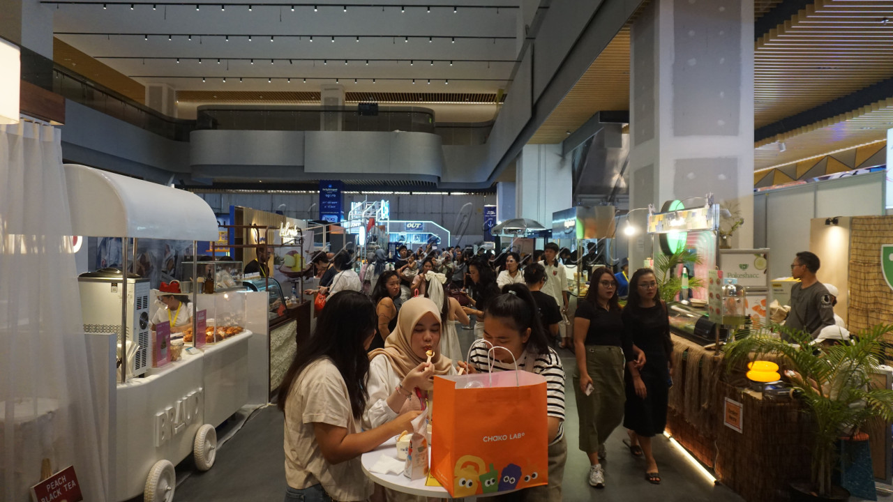 GenHype dapat menikmati aktivitas-aktivitas yang menarik seperti fesyen, kuliner, musik, dan barang koleksi. Tak&nbsp;hanya sebagai tempat berkumpulnya berbagai macam merek&nbsp;lokal, tetapi juga merayakan komunitas urban di Jakarta.