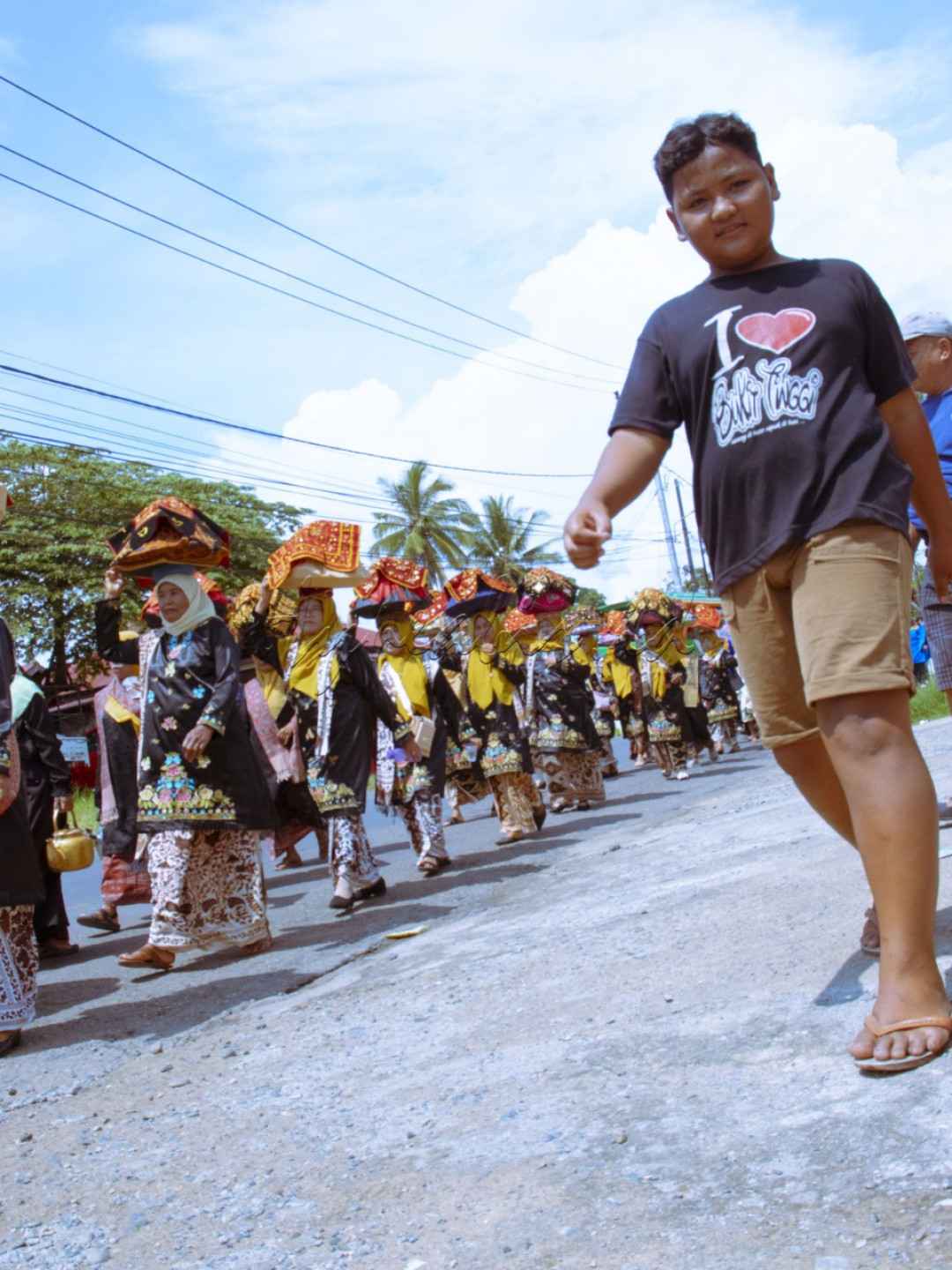 Gelora membangun negeri dalam perayaan Pacu Jawi Kecamatan Limo kaum Nagari Cubadak, Kecamatan Pariangan, lestarikan budaya untuk generasi muda.