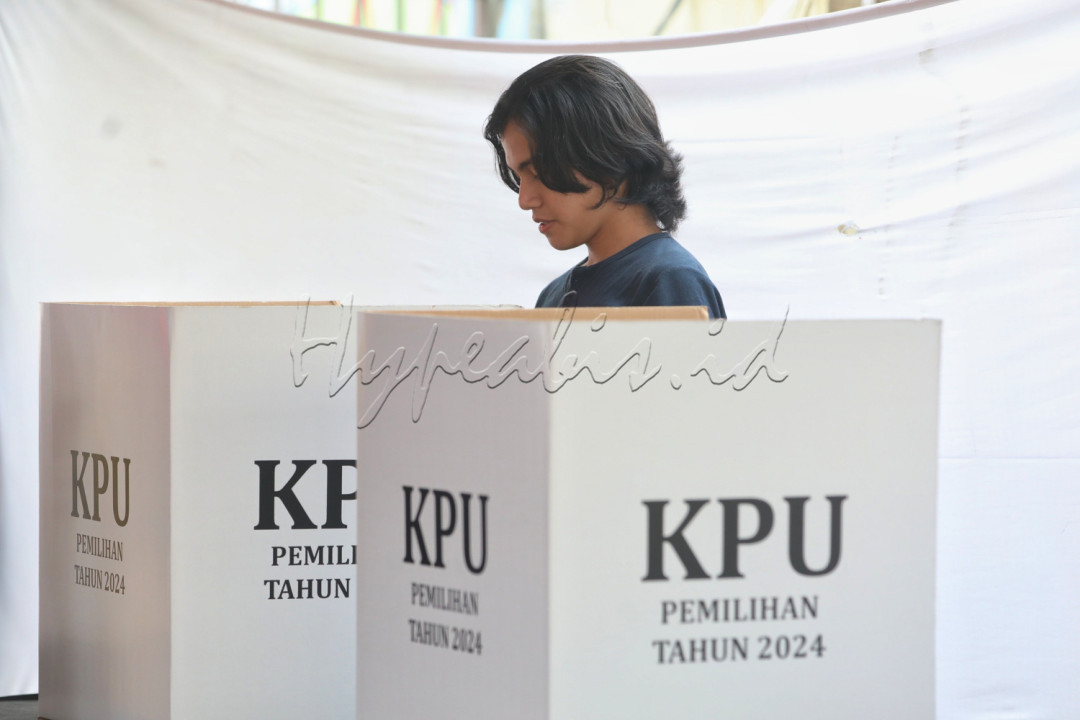 Ketua KPU RI Mochammad Afifuddin menyampaikan bahwa terdapat 1.557 pasangan calon yang berkontestasi pada Pilkada Serentak 2024 dengan rincian 103 paslon gubernur dan wakil gubernur, 1.169 paslon bupati dan wakil bupati serta 285 paslon wali kota dan wakil wali kota. Hypeabis/Eusebio Chrysnamurti<br />
&nbsp;