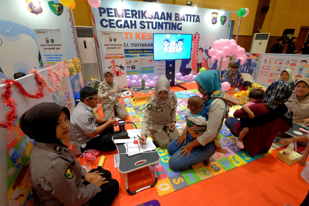 Alumni AKABRI 94 menggelar bakti kesehatan dan bakti sosial di Gedung Serbaguna Institut Seni Indonesia (ISI) Yogyakarta pada&nbsp;Sabtu, 15 Juni 2024. Kegiatan ini merupakan bagian dari perayaan 30 tahun pengabdian alumni AKABRI 94 untuk negara. Salah satu kegiatannya melakukan pemeriksaan cegah Stunting terhadap Balita.