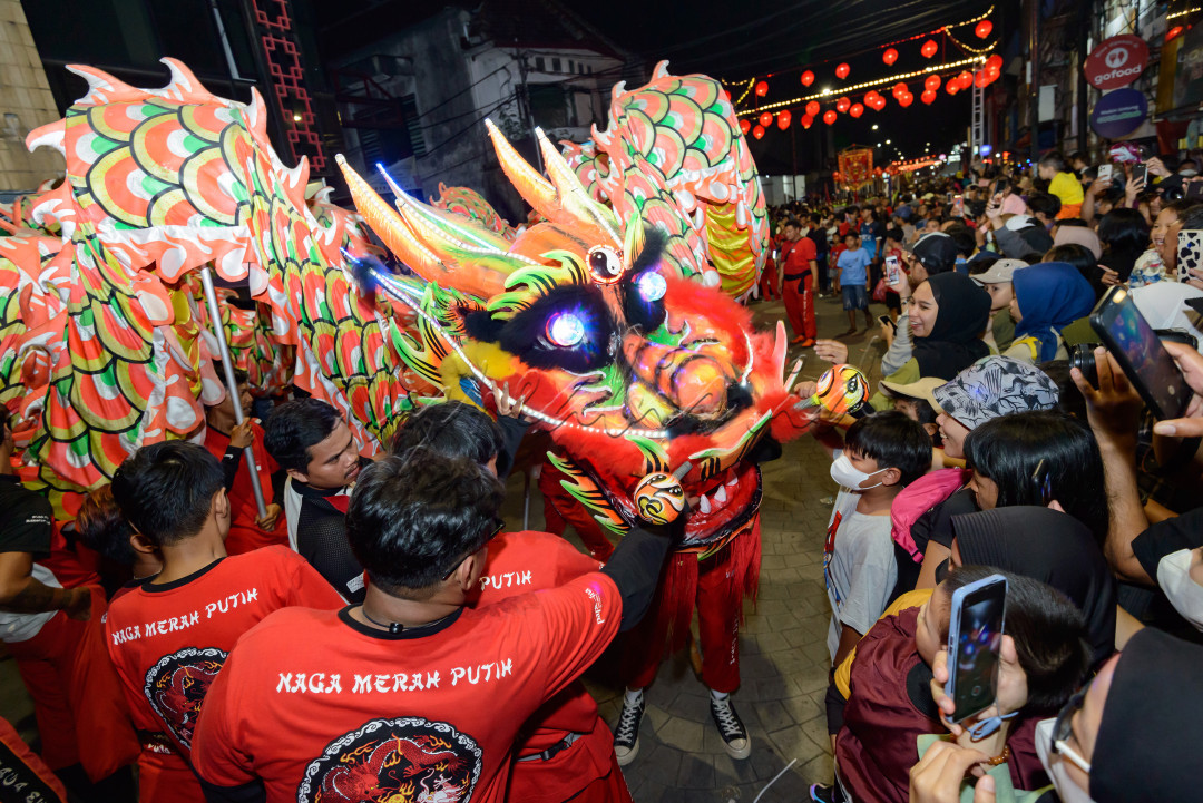 Merayakan festifal Cap Go Meh dengan semangat persatuan menjaga kerukunan antar agama, budaya, dan memperkuat solidaritas demi kemajuan Indonesia.