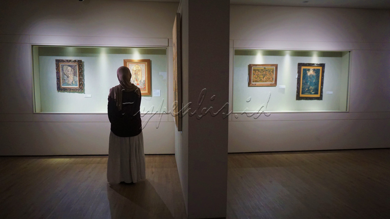 Pameran yang dibuka untuk umum pada pukul 10.00-18.00 WIB (Sabtu dan Minggu tutup) ini berlangsung hingga 31 Januari 2025.