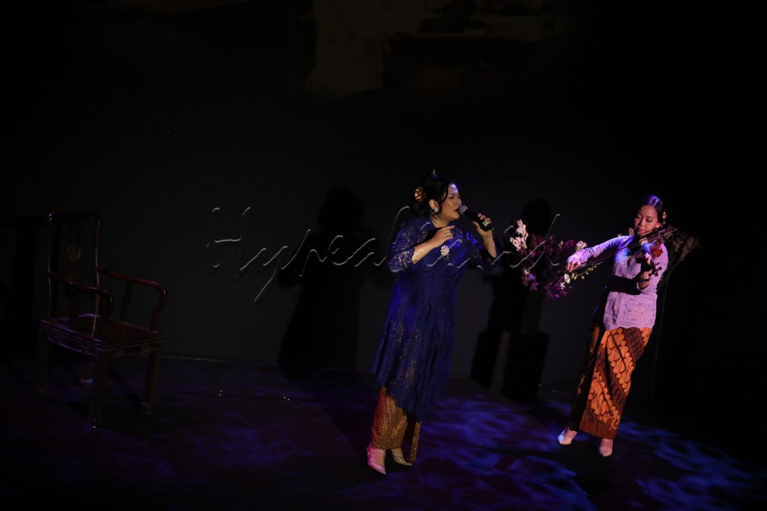 Musik dari pementasan ini diaransemen oleh Achi Hardjakusumah, diangkat dari salah satu karya komposer ternama Indonesia, Ismail Marzuki.&nbsp;<br />
<br />
Editor : Nurul Hidayat