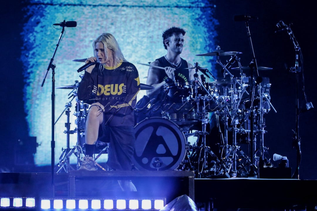 Jakarta menjadi satu-satunya kota di Asia Tenggara yang disinggahi dalam tur kali ini. Sebelumnya, Linkin Park sudah dua kali tampil di Indonesia, yaitu pada 2004 di Ancol dan 2011 di Stadion Utama GBK.<br />
&nbsp;