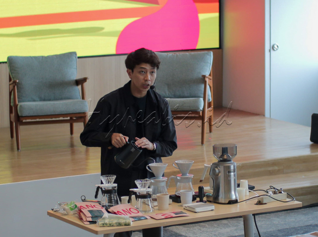 Dengan ekosistem yang semakin terintegrasi, para pelaku UMKM di sektor kopi dapat memperluas jangkauan bisnis mereka dan meningkatkan daya saing produk lokal. Inisiatif ini juga sejalan dengan visi untuk memperkuat industri kopi Indonesia sebagai salah satu komoditas unggulan di pasar global.<br />
<br />
Editor : Yayus Yuswoprihanto