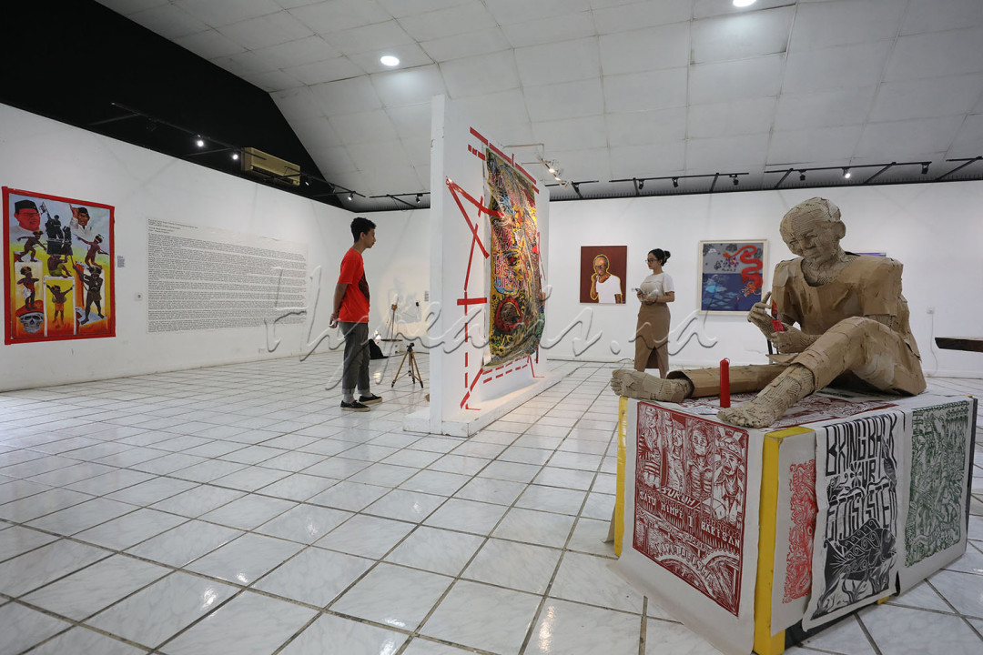 Ketua pelaksana pameran, Mario Lasol mengatakan, dihelatnya pameran ini merupakan upaya untuk membaca kembali pemikiran-pemikiran Pram berdasarkan situasi hari ini. Sebab, dari karya-karyanya, generasi muda bisa mengambil inspirasi untuk berani dan terus berjuang melawan penindasan. Menurut Mario, dengan memaknai ulang karya-karya Pram, publik juga bakal lebih bisa melihat dan mengerti tentang Indonesia. Dia berharap lewat pameran ini para pengunjung juga bisa menimba semangat dan keberanian Pram untuk menjadikan Indonesia jadi lebih baik ke depannya.<br />
<br />
Editor : Yayus Yuswoprihanto