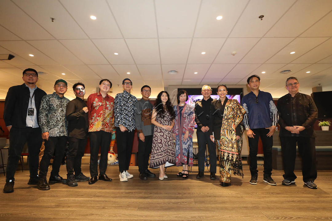 PSM 2025 yang mengusung berbagai cerita rakyat seperti Yuyu Kangkang, Malin Kundang, hingga Calon Arang akan tampil berbeda dari tahun-tahun sebelumnya&nbsp;dengan kehadiran kostum karakter spektakuler dari Jember Fashion Carnaval dan Pesona Gondanglegi, serta berbagai kejutan atraktif lainnya seperti atraksi barongsai dari Kong Ha Hong, pertunjukan&nbsp;<em>marching band,</em> serta aksi enerjik dari tim&nbsp;<em>cheerleaders</em>.<br />
&nbsp;