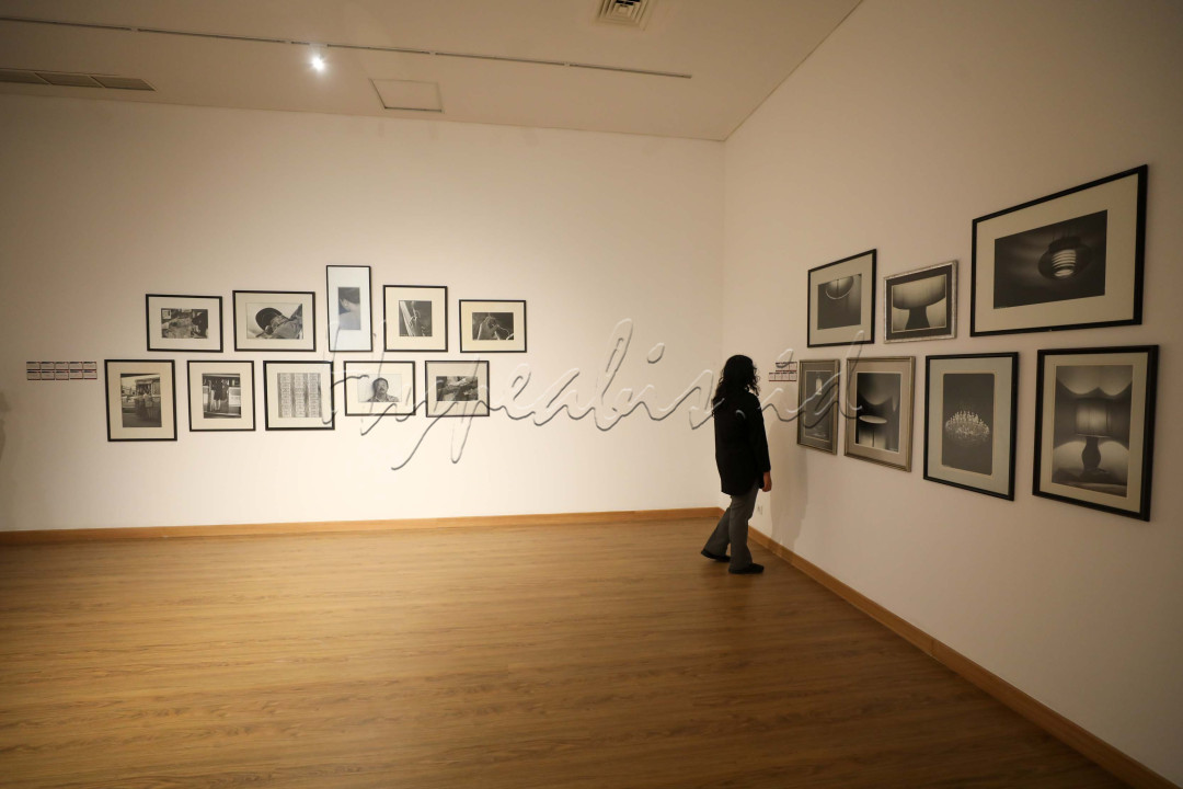 Dengan sentuhan komposisi yang matang dan rasa yang kuat, karya-karya Mas Tok berbicara lintas generasi. Pameran ini bukan hanya persembahan visual, tetapi juga ajakan untuk peduli dan bergerak bersama dalam semangat perjuangan yang diwariskan oleh Bung Karno.<br />
<br />
Editor : Yayus Yuswoprihanto
<div>&nbsp;</div>