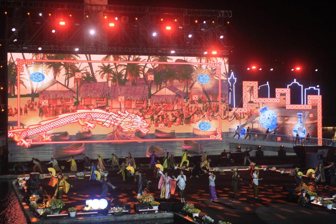 Perayaan tersebut dimeriahkan sederet musisi dan band ternama Tanah Air seperti Juicy Luicy, Diskoria, JKT48, Andien, Sandhy Sandoro, Wali, Adikara, Mirabeth Sonia, Olivia Pardede, dan grup Krontjong Toegoe.&nbsp;(Hypeabis/Robby Fathan)<br />
<br />
<br />
&nbsp;
