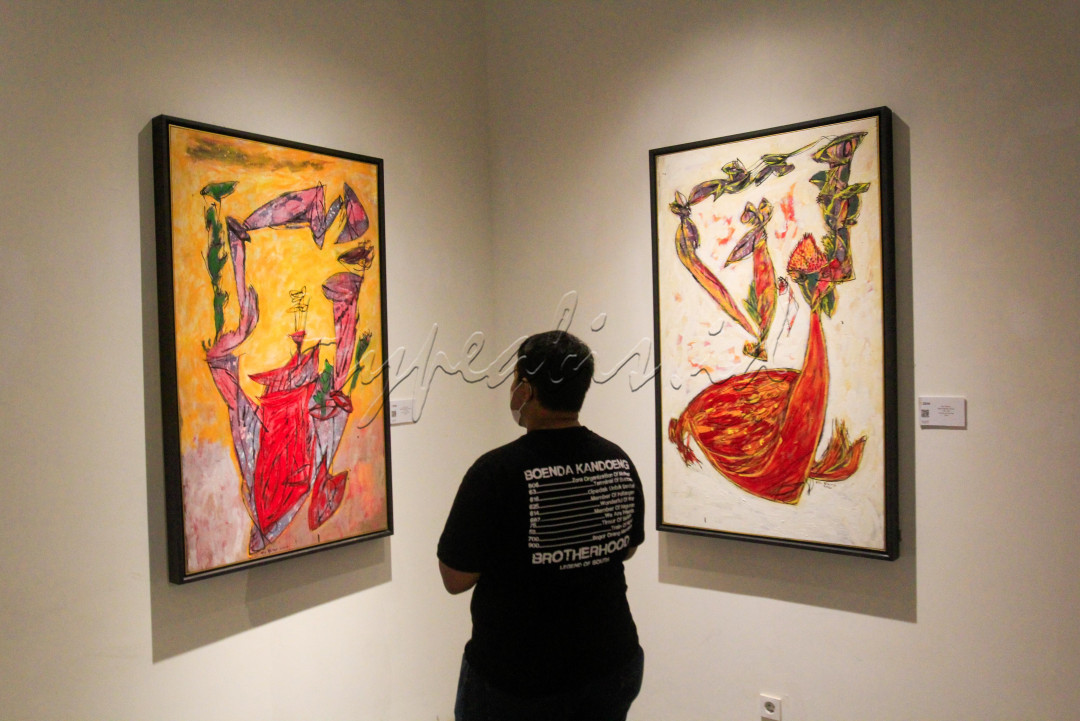 Lukisan Eko Rahmy menjauh dari representasi bentuk dan lebih menonjolkan persilangan ekspresif serta formal.&nbsp;Karya-karyanya mengingatkan pada perkembangan seni lukis Yogyakarta medio 1990-an, dengan pengaruh dari maestro seperti Widayat dan Fadjar Sidik, namun tetap mempertahankan ciri khasnya.&nbsp;