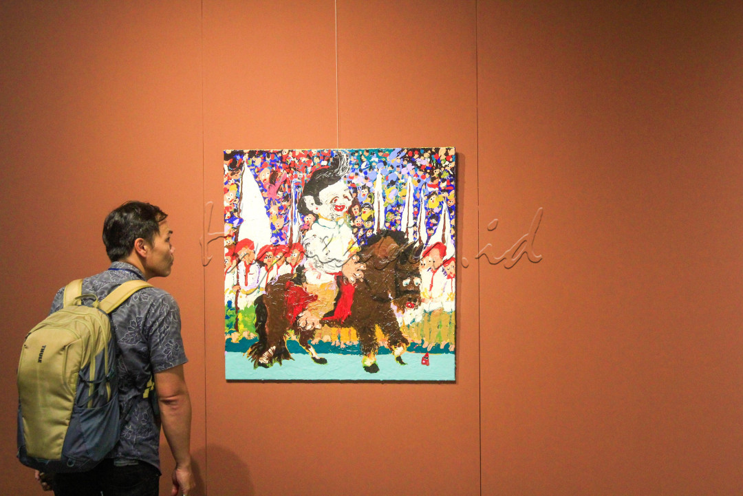 Sejalan dengan minat artistiknya, Ardi Gunawan berkontribusi di bidang Desain Komunikasi Visual sebagai Asisten Profesor di Universitas Pradita. Ia juga pernah menjadi dosen pendamping di Monash University (Menggambar) dan RMIT University (Arsitektur Lanskap) di Melbourne, Australia, pada 2010 - 2011. Karya-karyanya telah dipamerkan di berbagai tempat bergengsi seperti Gertrude Contemporary Australia (2008, 2009, 2025), Galeri Nasional Indonesia (2013), dan Objectifs di Singapura (2017).&nbsp;Karya-karyanya tersebut telah ditampilkan dan diakui secara luas di berbagai publikasi, mulai dari Jakarta Post hingga Art Monthly Australia.<br />
<br />
Editor : Yayus Yuswoprihanto